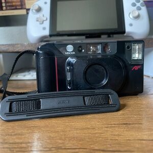 Vintage Minolta Freedom Dual Camera